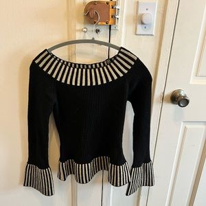 Made in Italy !! St Ambecco sweater 50% wool!! Great sweater !!